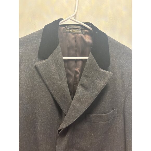 Brooks Brothers 346  Mens Long Coat With Velvet Collar Size 46 - Picture 3 of 11